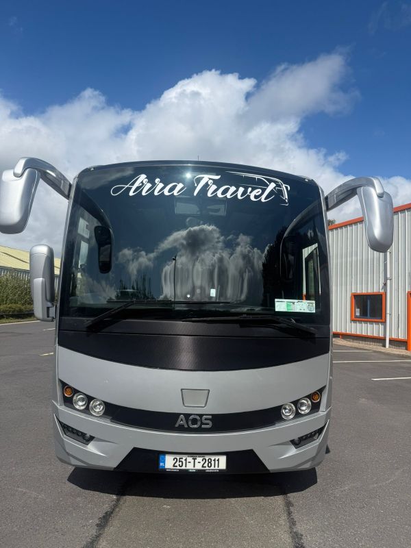 Arra Travel new bus – front
